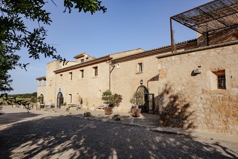 핀카 고메라, 럭셔리 컨트리 하우스