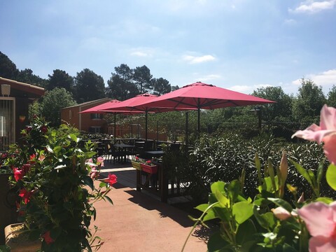 오텔 레 앙브레