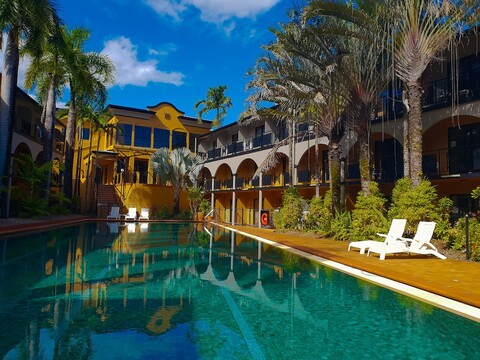 팜 로열 케언스