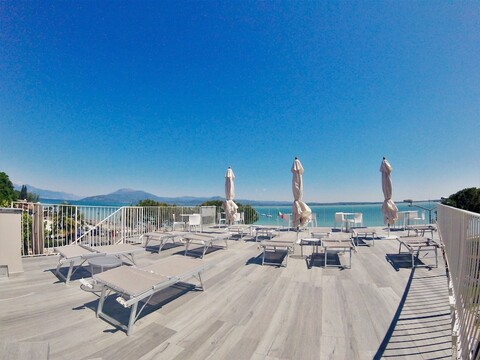 호텔 카 세레나