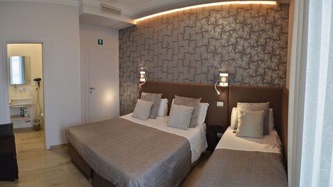 B&B 앳 유어 플레이스