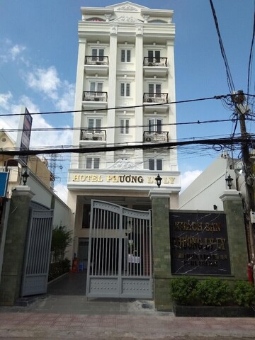 푸옹 리 리 호텔