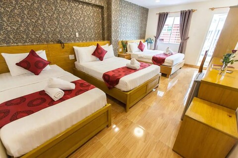 에일리언 가든 II 호텔