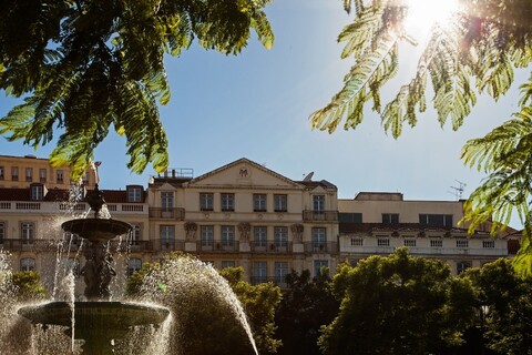 호텔 메트로폴레