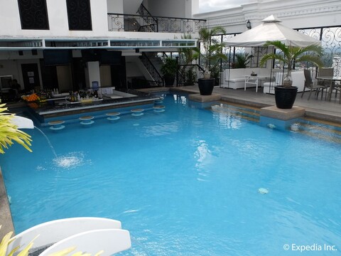 더 펜트하우스 호텔