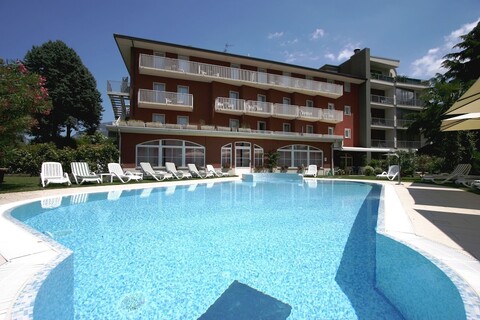 호텔 빌라 로사