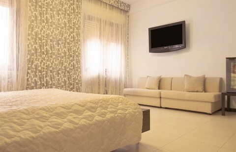 호텔 그라치아 에볼리