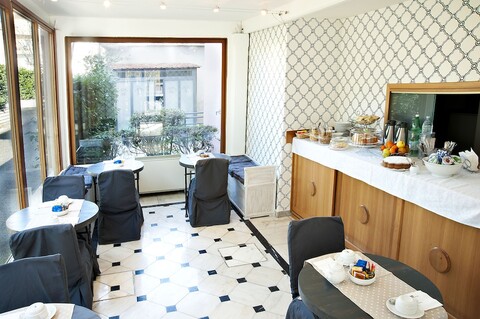 아르코 디  트라베르티노