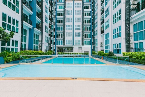 로컬스 프리오 치앙마이 센트럴 에어포트 플라자