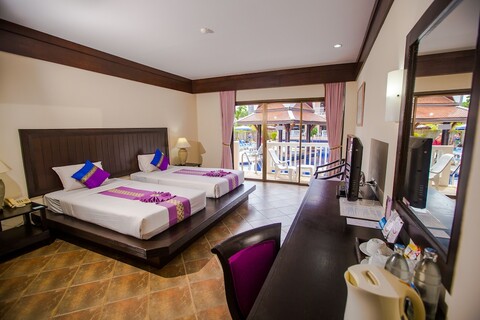 카타 풀사이드 리조트