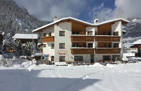 가르니 라에티아