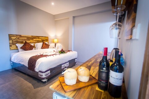 앳 호스텔 팡안