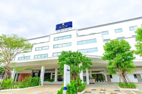 더 리치 호텔 코랏