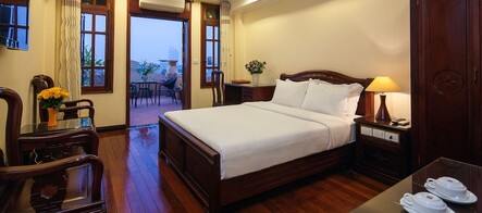 럭키 3 호텔 & 트래블