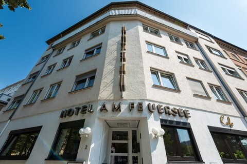 호텔 암 포이에르제