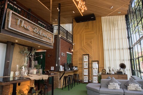 더 보태닉 서비스 룸