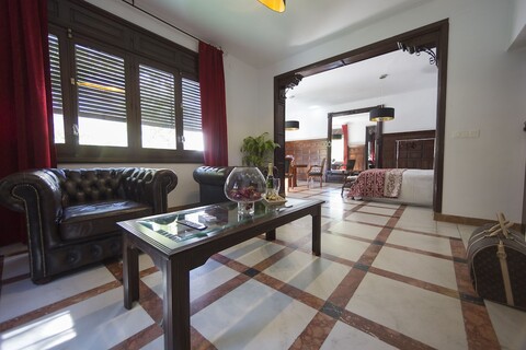 갈라 플라시다 익스피리언스 1923