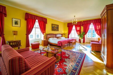 조세핀 올드 타운 스퀘어 호텔 - 체코 리딩 호텔스