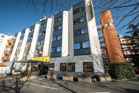 B&B 호텔 툴루즈 센터 카날 뒤 미디