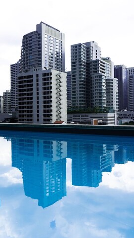 틴트 오브 블루 호텔