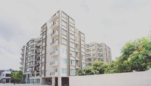 더 럭스 랏프라오 10