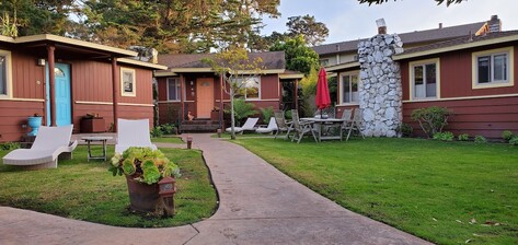 앤드릴 파이어플레이스 코티지스