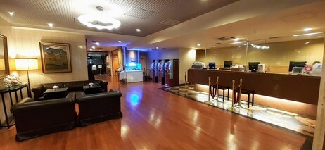 다이아몬드 호텔