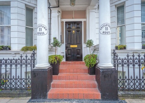 캐슬타운 하우스 아파트먼트