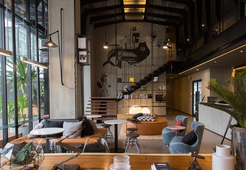 더 저니 호텔 방나