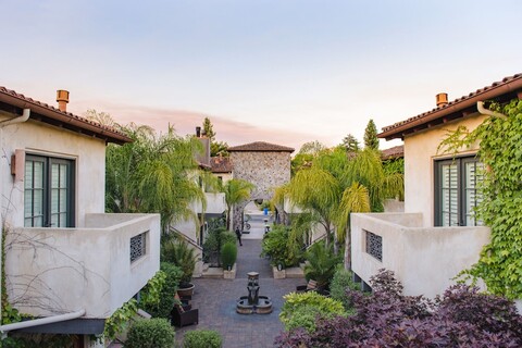 노스 블럭 호텔