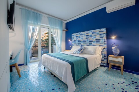 아쿠아에 로마나에 피아차 라우로