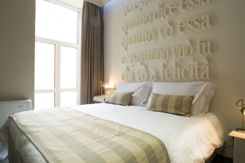 호텔 산타 브리지다