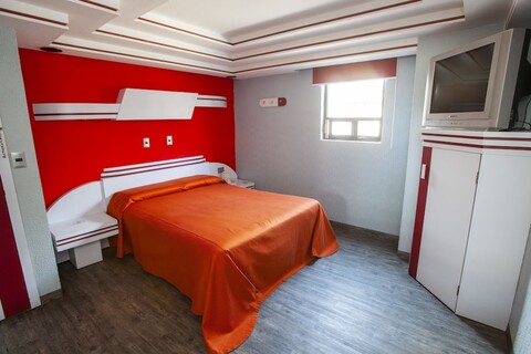 호텔 안코나 - 어른 전용