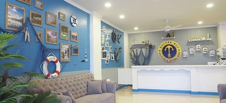 앙코라 블루 부티크 호텔