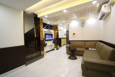 호텔 힐 팰리스