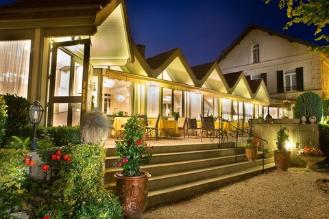 호텔 샹틸리 르 를레 도말