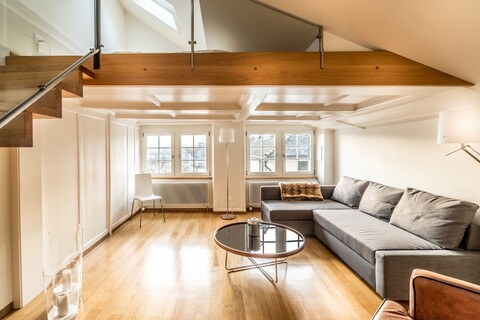 레이크 사이드 로케이션 벨뷰