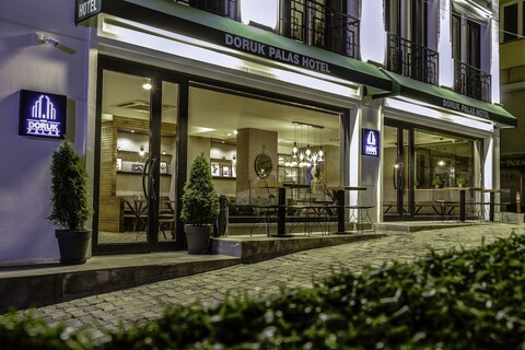 도루크 팔라스 호텔