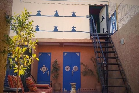 비 노마드 호스텔