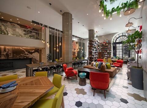 더 웨이페어러 다운타운 로스앤젤레스, 태피스트리 컬렉션 바이 힐튼