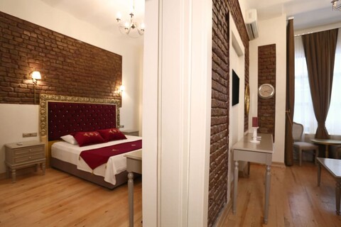 테페 팔라스 호텔 탁심