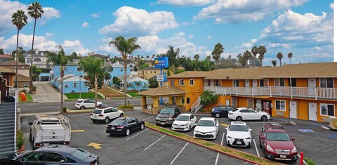 레돈도 인 & 스위트