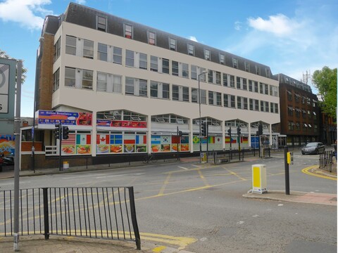 켄살 그린 백패커스  1