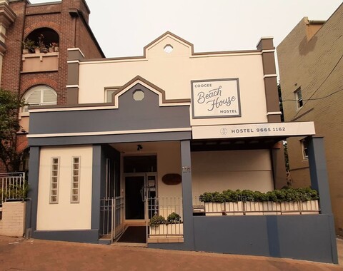 쿠기 비치 하우스  - 호스텔