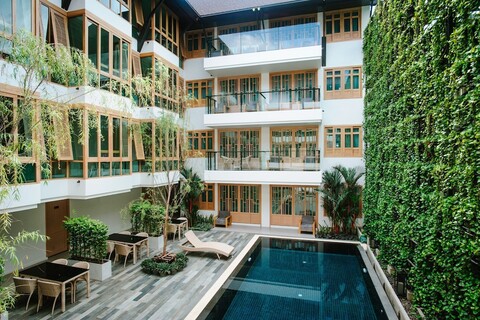 문 드래곤 호텔