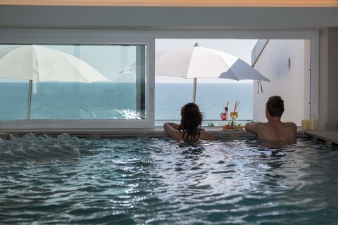 헤스페리아 호텔 앤드 레지던스