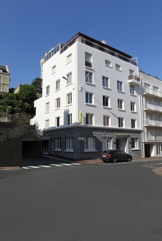 호텔 르 가마리츠