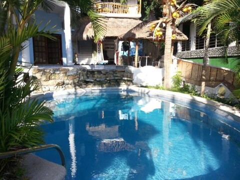 돌핀베이 비치프런트 & 다이브 리조트