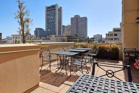 오처드 가든 호텔