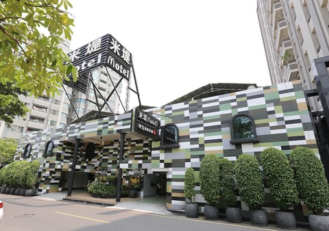 미디 모텔 타이난 지점